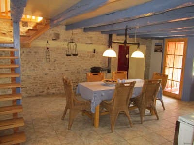 Fabulous Detached Chracter Stone.. - 2
