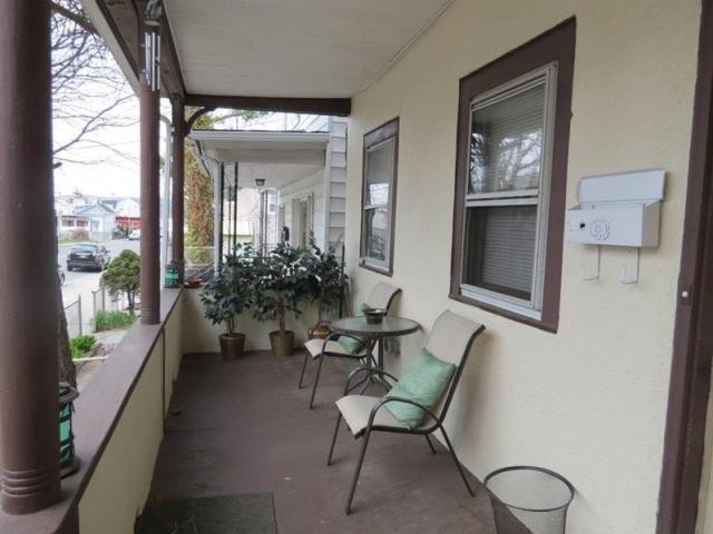 2 bedroom Multi-family For Sale: Sleepy.. - 2
