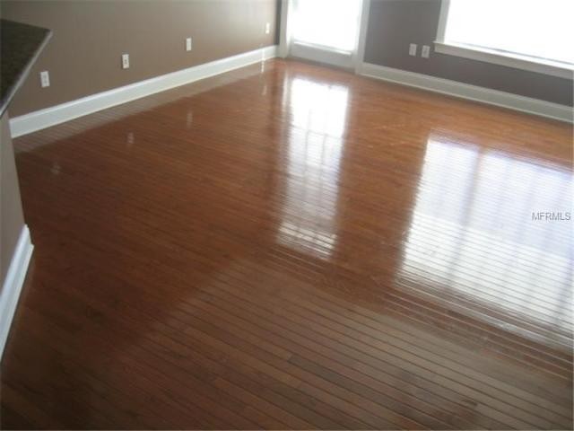 3 bedroom Property For Sale: 307 SEA.. - 2