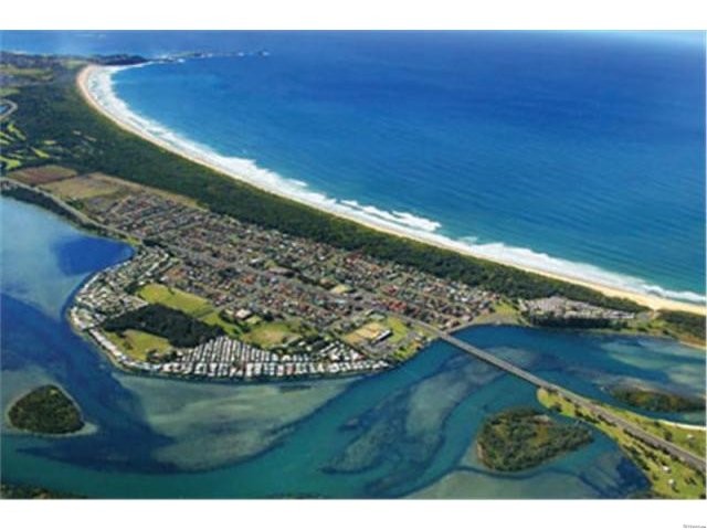 Jettys by the Lake - 210 Windang Road..