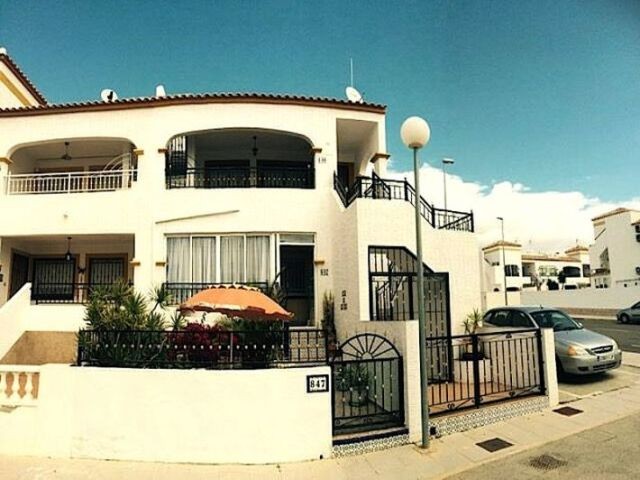 UCB4954 - Orihuela Costa (Vistabella) -..