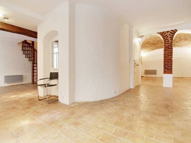 Cannes Duplex Apartment 126m2 Suquet