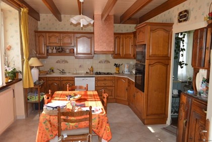 3-bed village property with large garden - 2