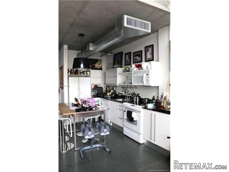 2 bedroom Flat For Sale: 690 SW 1st Ct.. - 2