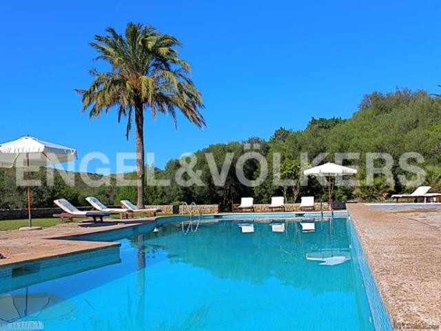 Historic estate with Sea Views - 2