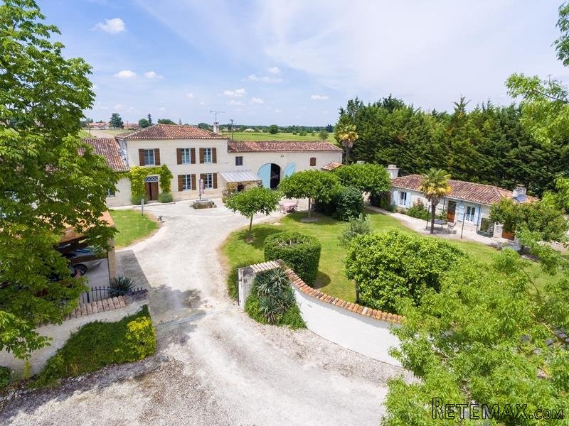 Attractive Renovated Farm Complex Ideal.. - 2