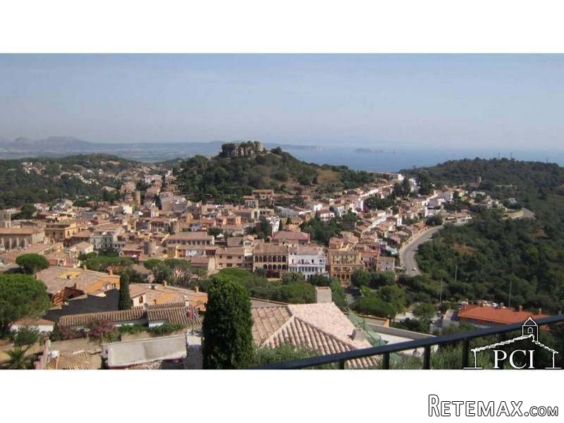Apartment with beautiful views in Begur. - 2