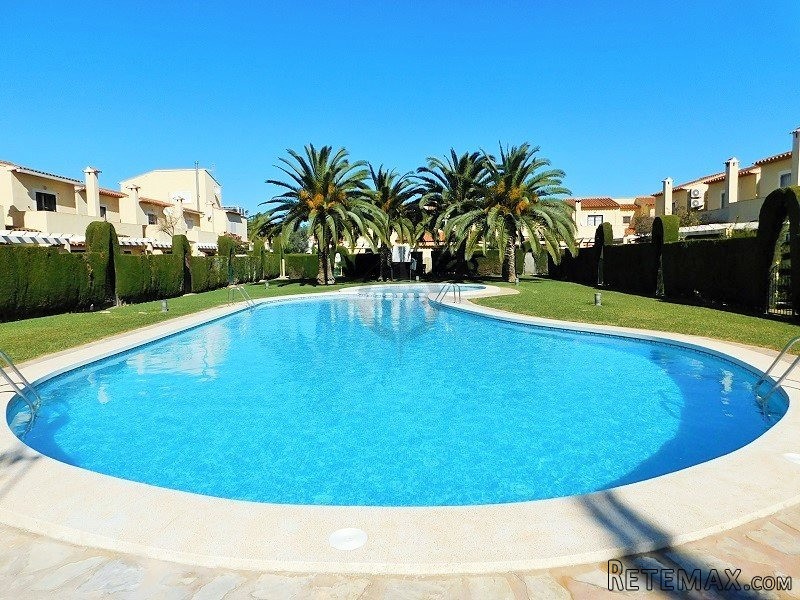Lovely Ground Floor Apartment Close To..