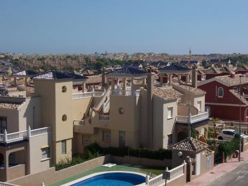 2 Bed, 2 Bath Ground Floor Apartment