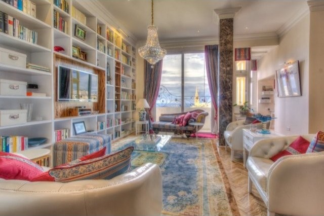 Stunning Apartment