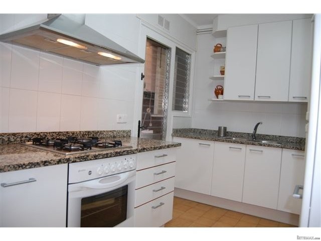 4 Bedrooms - Apartment - Girona - For.. - 2