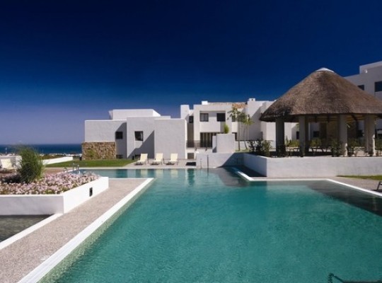 Luxury ground floor apartment in the..