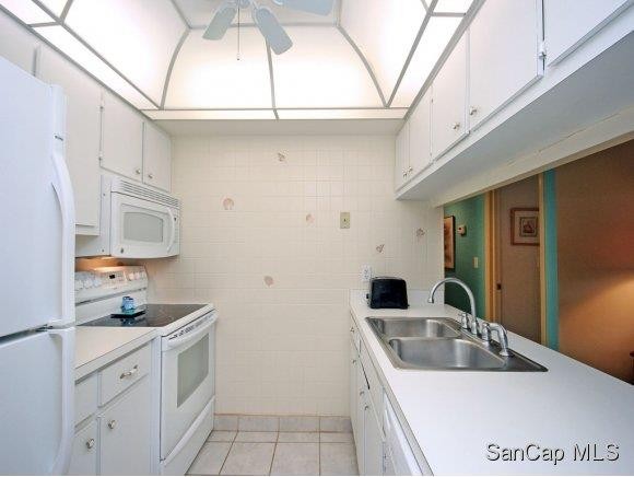 2 bedroom Condominium For Sale:.. - 2