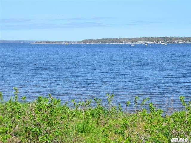 4 Water Ln Manhasset, NY 11030 - 2