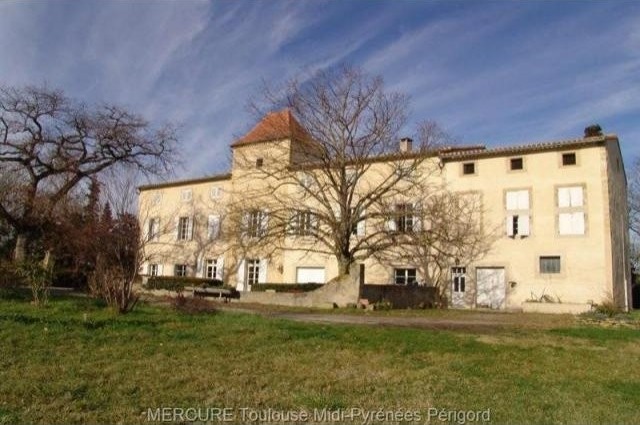 6 bedroom House For Sale: 11000 AUDE