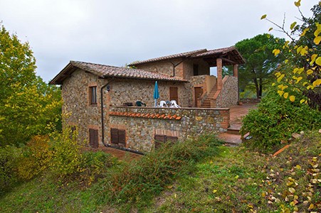 Farmhouse With 6 Apartments - 2