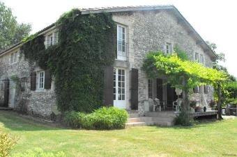 Fully Restored 3 Bedroom Farmhouse And..