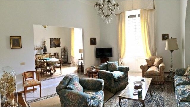 4 Bedrooms - Apartment - For Sale