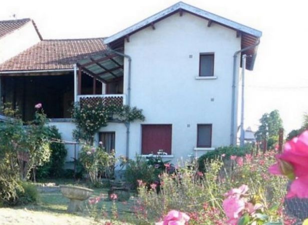Large Village House, Pretty Garden