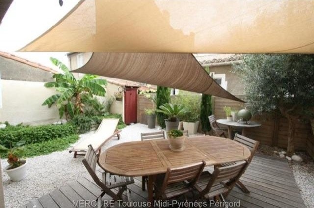7 bedroom Village House For Sale: 11000.. - 2