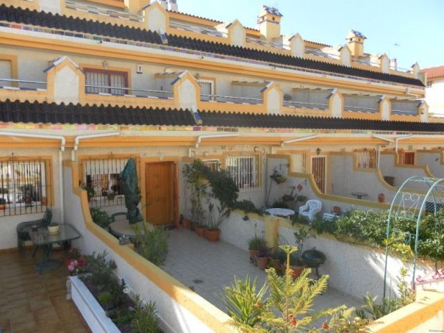 Townhouse for sale 99.950 € Costa..