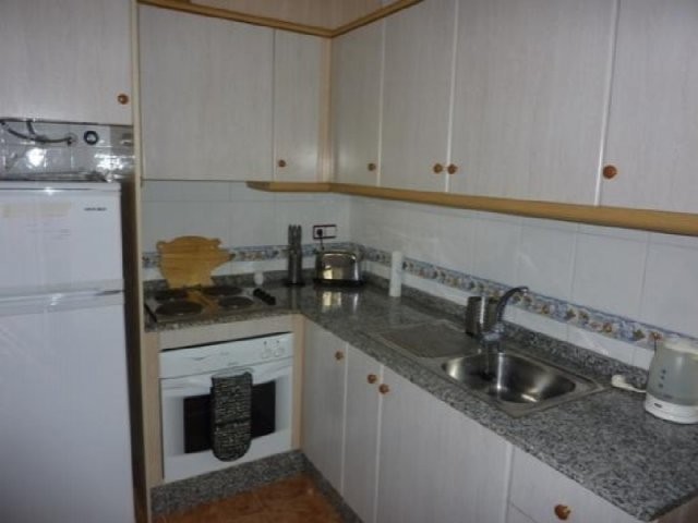LOVELY TOWNHOUSE - 2