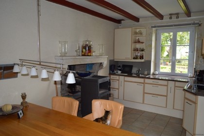 Lovely property with 2-bed gite and pool - 2