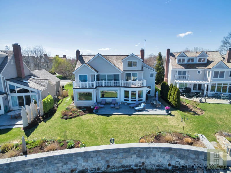 5 bedroom House For Sale: 150 DOLPHIN.. - 2
