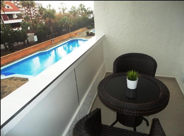 Apartment For Sale in Playa De Las.. - 2