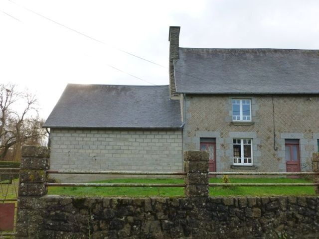 Maison De Bourg 3 Pieces A Renover