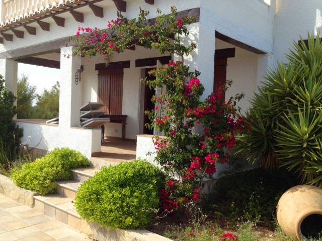 Good size villa stunning sea views - 2