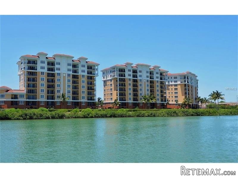 2 bedroom Town House For Sale: 157..