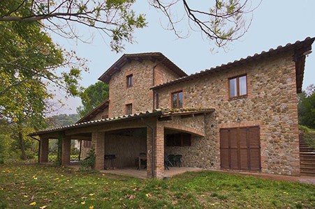 Farmhouse With 6 Apartments