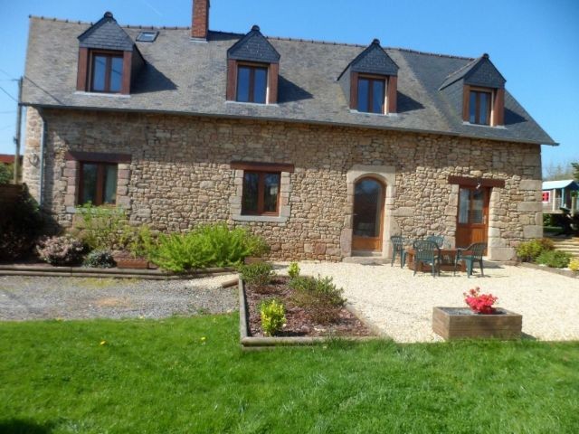 Noyal Sous Bazouges - House For Sale