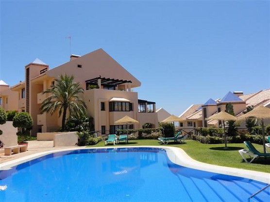 APARTMENT FOR SALE IN CALAHONDA