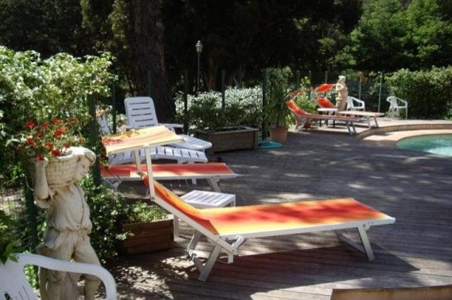 28 bedroom Character For Sale: 83230.. - 2