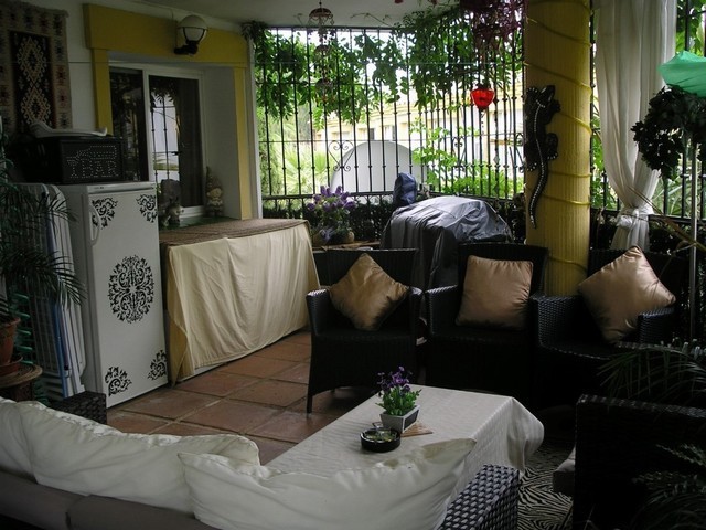 2 Bed Apartment for sale in Calahonda - 2
