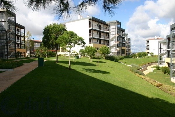 MARINA PARK APARTMENT WITH TWO BEDROOM