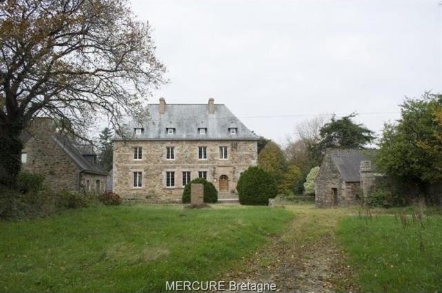 7 bedroom Manor House For Sale: 22300..