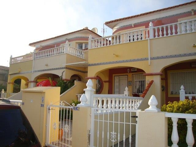 Semi-Detached for sale 114.950 €..