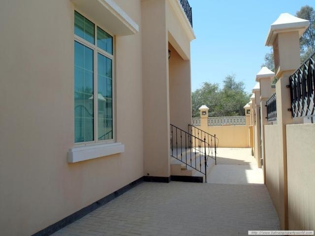 4 Bedrooms - Apartment - For Sale