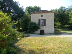 Superbly Situated Country Cottage With.. - 2