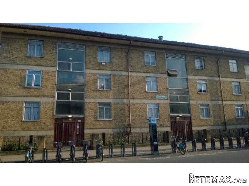 Spacious 1 Bedroom Flat