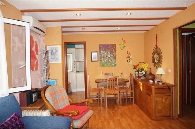 Villa - This is a flat plot with mobile.. - 2