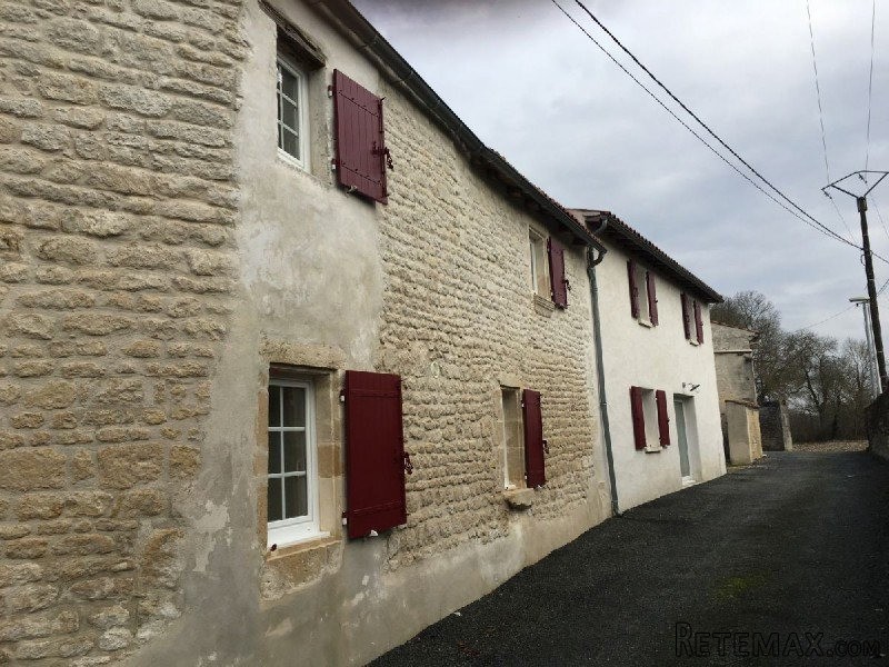 Stone House For Sale St Jean D Angely - 2