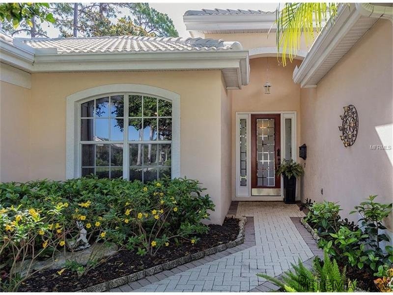 3 bedroom House For Sale: 526 Cheval.. - 2