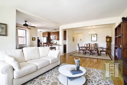 3 bedroom Apartment For Sale: 3050.. - 2