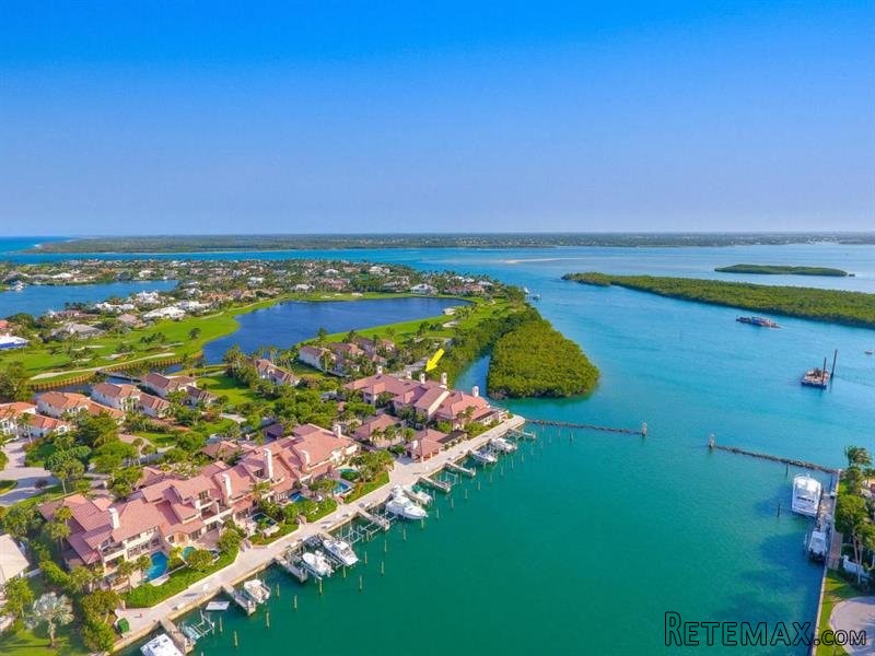 3 bedroom Residence For Sale: Stuart.. - 2