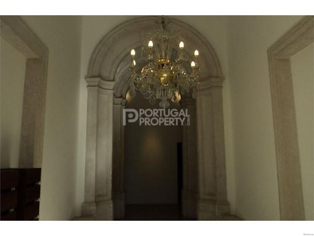 Brand new apartment with 4 bedrooms in..