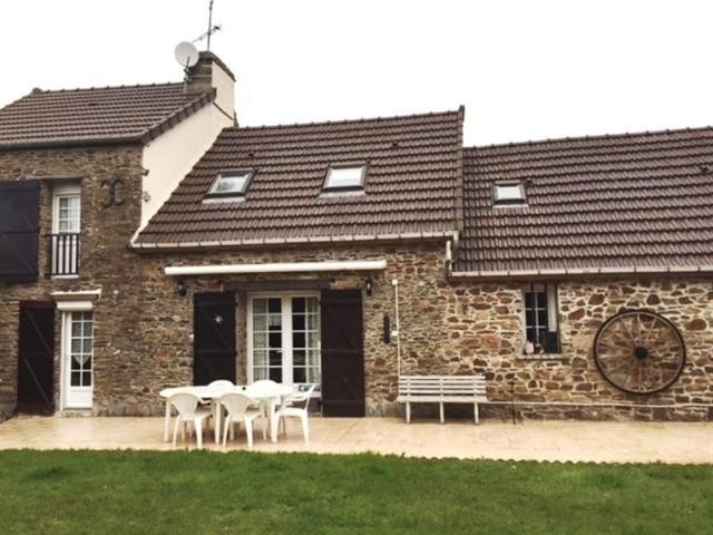 Maison / Villa St Jean De Savigny